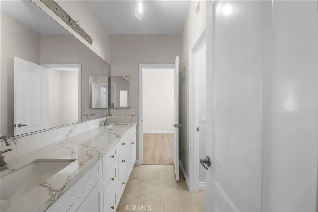 2849 Hawks Pointe Drive, Fullerton, California 92833 home-pic-16