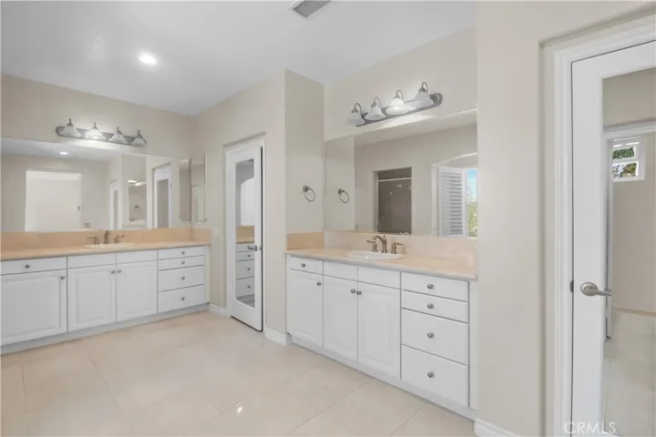 2849 Hawks Pointe Drive, Fullerton, California 92833