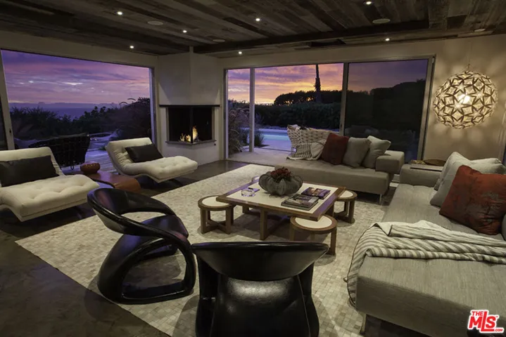 1409 Lachman Lane, Pacific Palisades, California 90272
