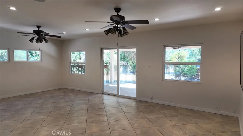 11320 Osborne, Sylmar, California 91342 home-pic-20