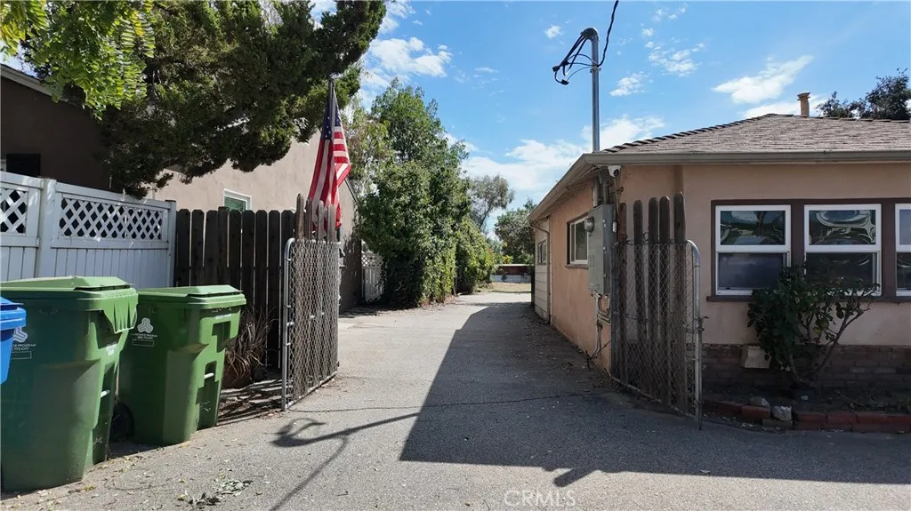11320 Osborne, Sylmar, California 91342 home-pic-4