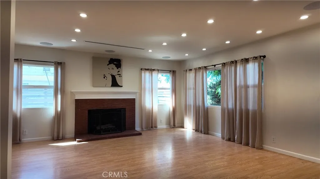 11320 Osborne, Sylmar, California 91342 home-pic-6