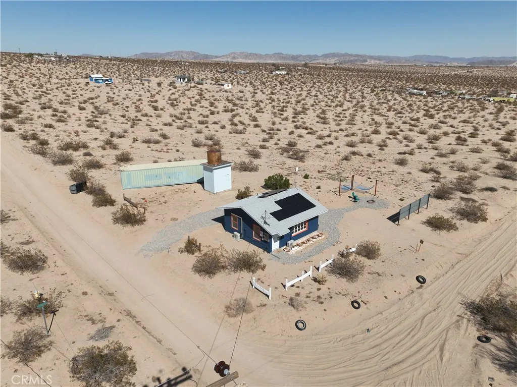 68310 Emerald, 29 Palms, California 92277 home-pic-26