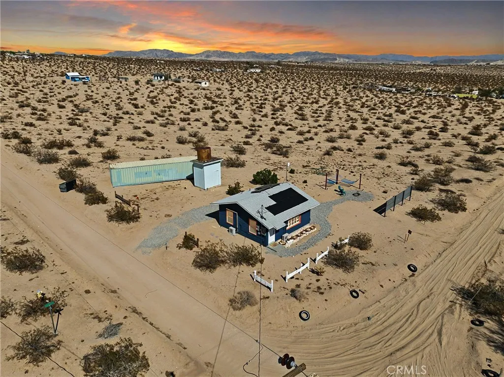 68310 Emerald, 29 Palms, California 92277 home-pic-1