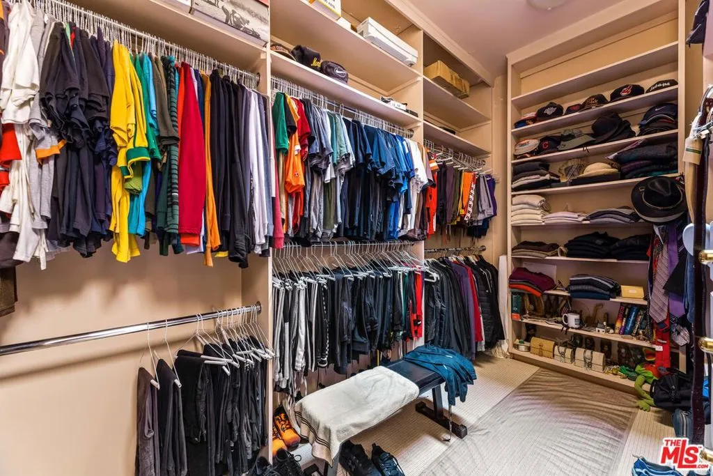 1255 Delresto Drive, Beverly Hills, California 90210 home-pic-35