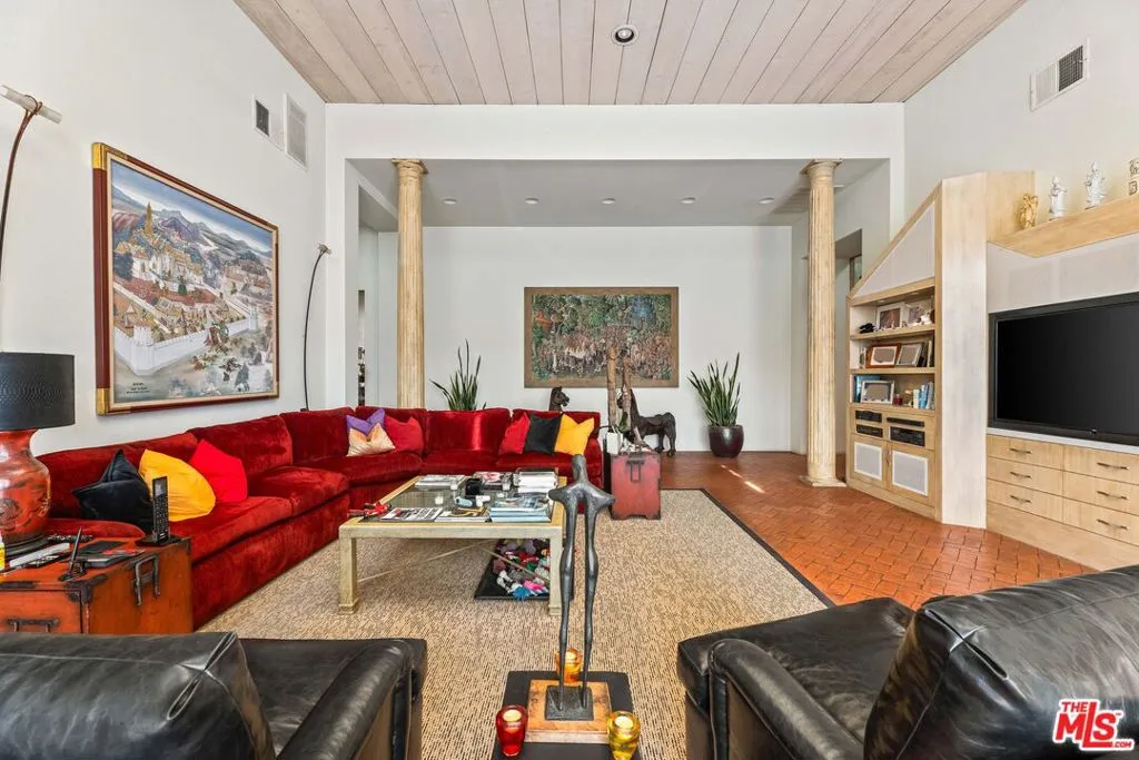 1255 Delresto Drive, Beverly Hills, California 90210 home-pic-9