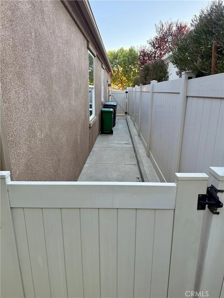 1534 Green Creek Trail, Beaumont, California 92223 home-pic-29