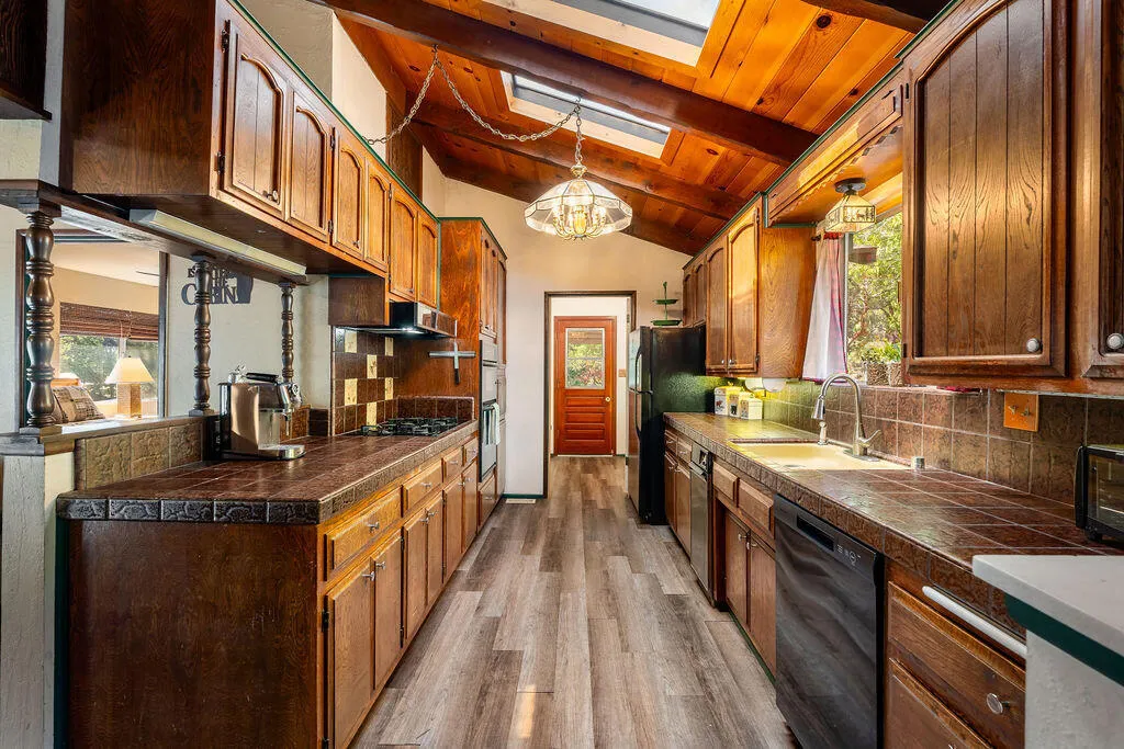25580 Fir Street Street, Idyllwild, California 92549 home-pic-9