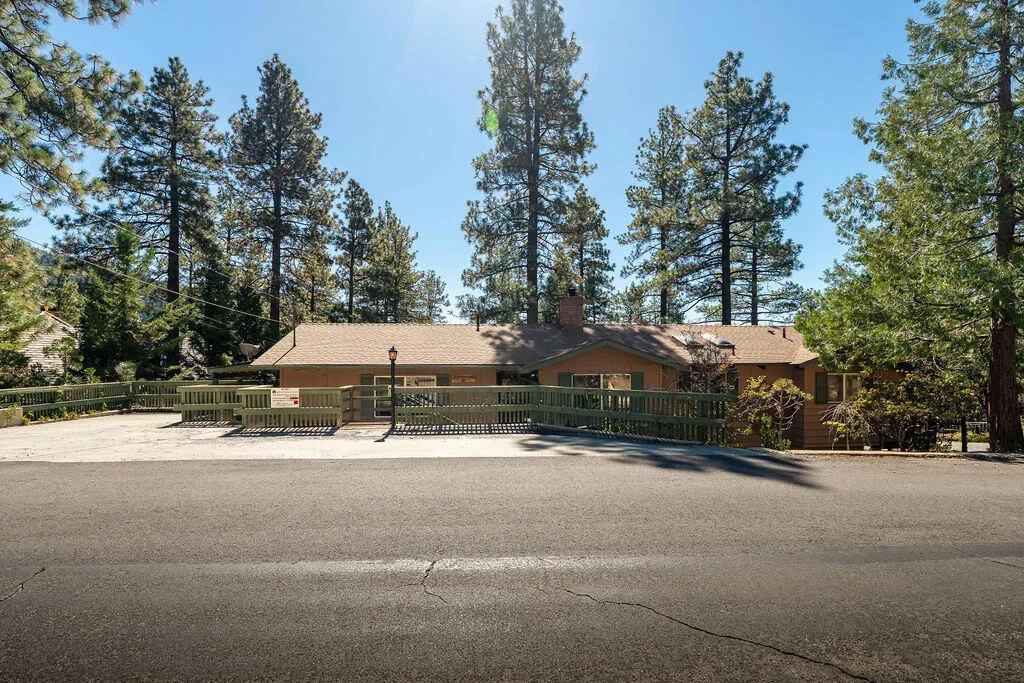 25580 Fir Street Street, Idyllwild, California 92549 home-pic-2