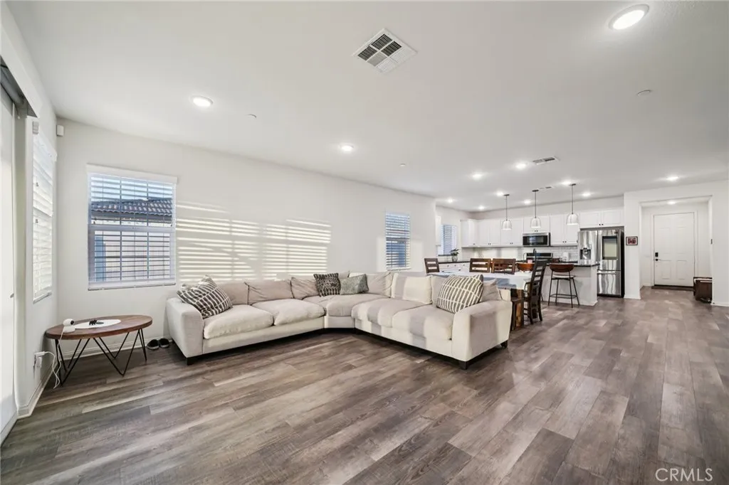 10529 Cloud Haven, Moreno Valley, California 92557 home-pic-8