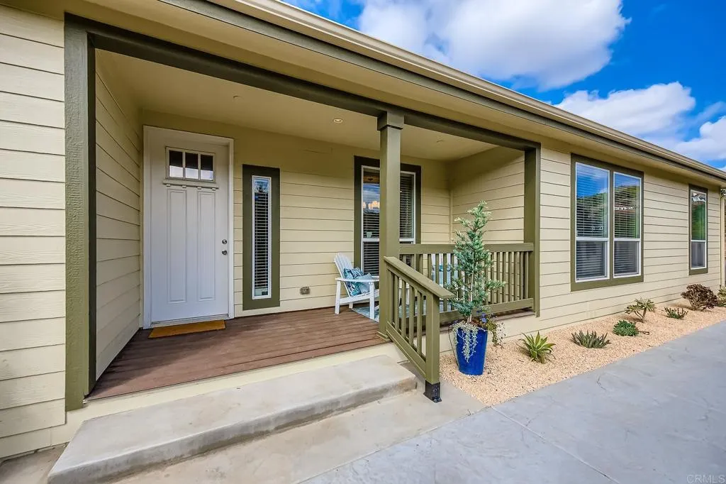 28720 N Twin Oaks Valley Road, Bonsall, California 92003 home-pic-1