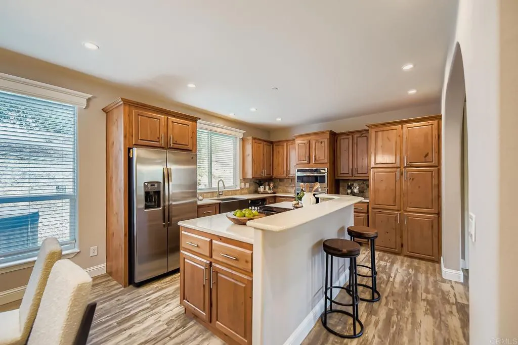 28720 N Twin Oaks Valley Road, Bonsall, California 92003 home-pic-16