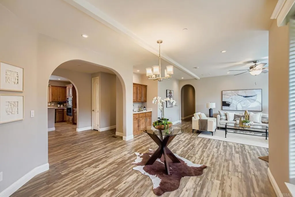 28720 N Twin Oaks Valley Road, Bonsall, California 92003 home-pic-11