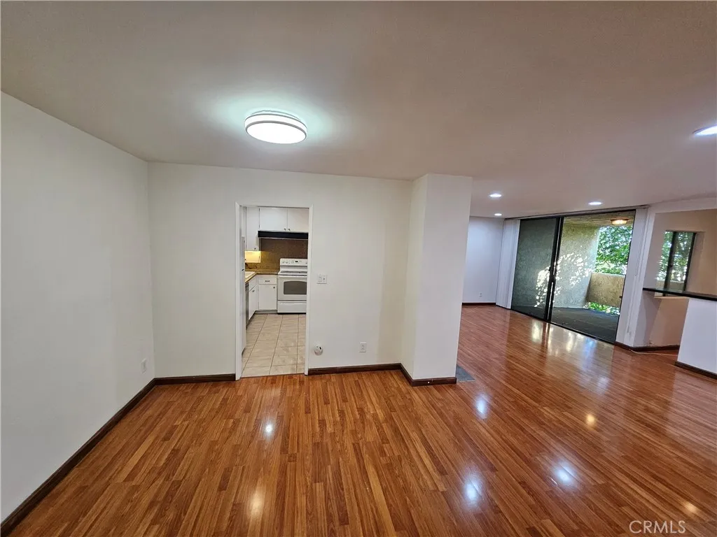65 N Allen, Pasadena, California 91106 home-pic-1