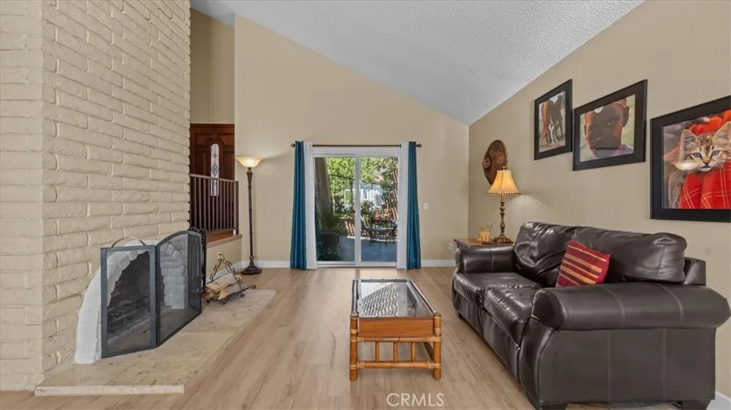 10121 Banyan, Alta Loma, California 91737 home-pic-9