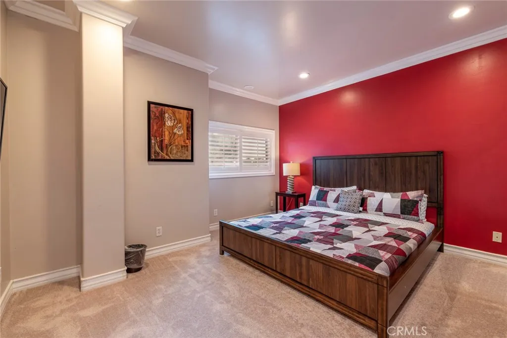 12102 S La Cienega Boulevard, Hawthorne, California 90250 home-pic-26