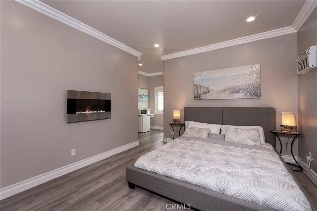 12102 S La Cienega Boulevard, Hawthorne, California 90250 home-pic-15