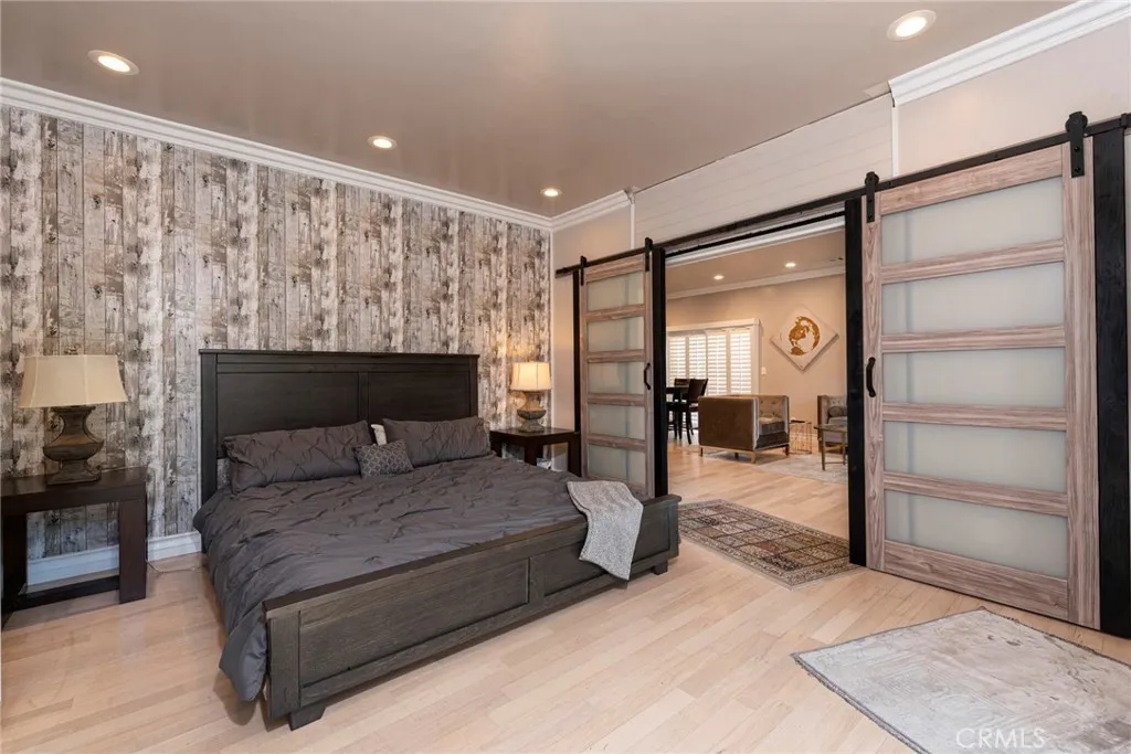 12102 S La Cienega Boulevard, Hawthorne, California 90250 home-pic-7