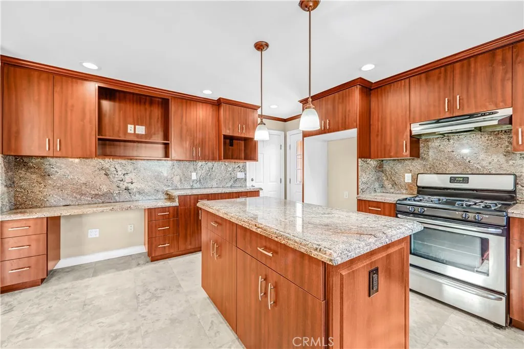 6654 Bellaire, North Hollywood, California 91606 home-pic-13