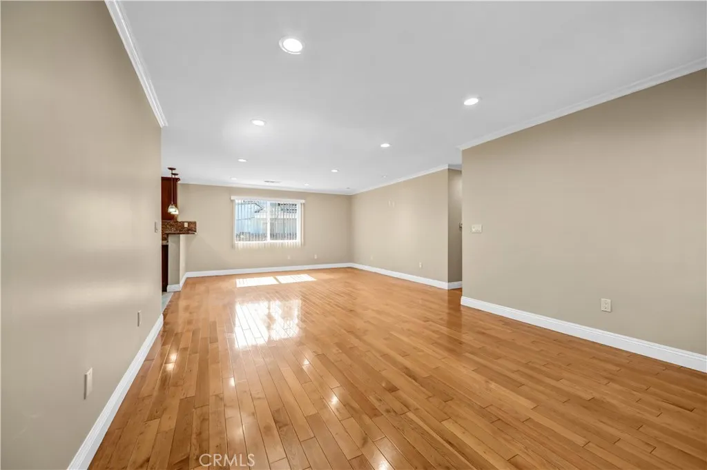 6654 Bellaire, North Hollywood, California 91606 home-pic-7