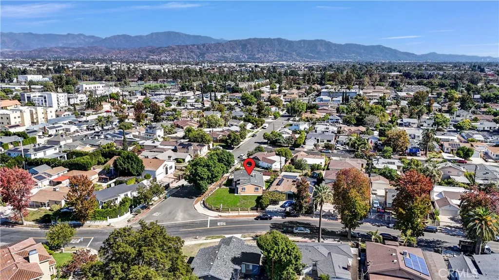 6654 Bellaire, North Hollywood, California 91606 home-pic-26