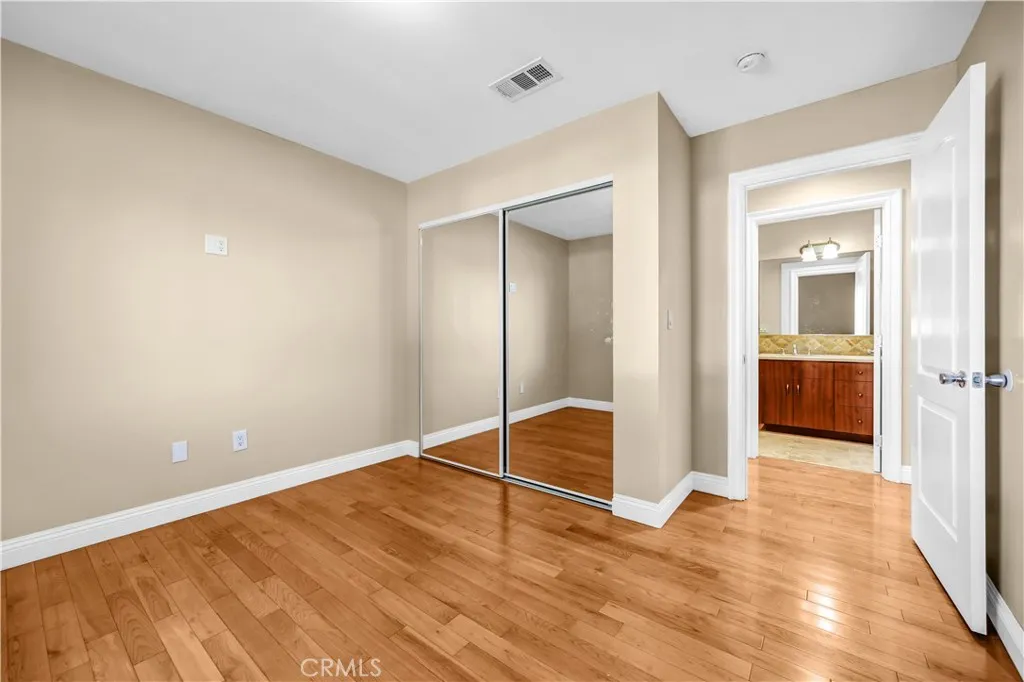 6654 Bellaire, North Hollywood, California 91606 home-pic-15