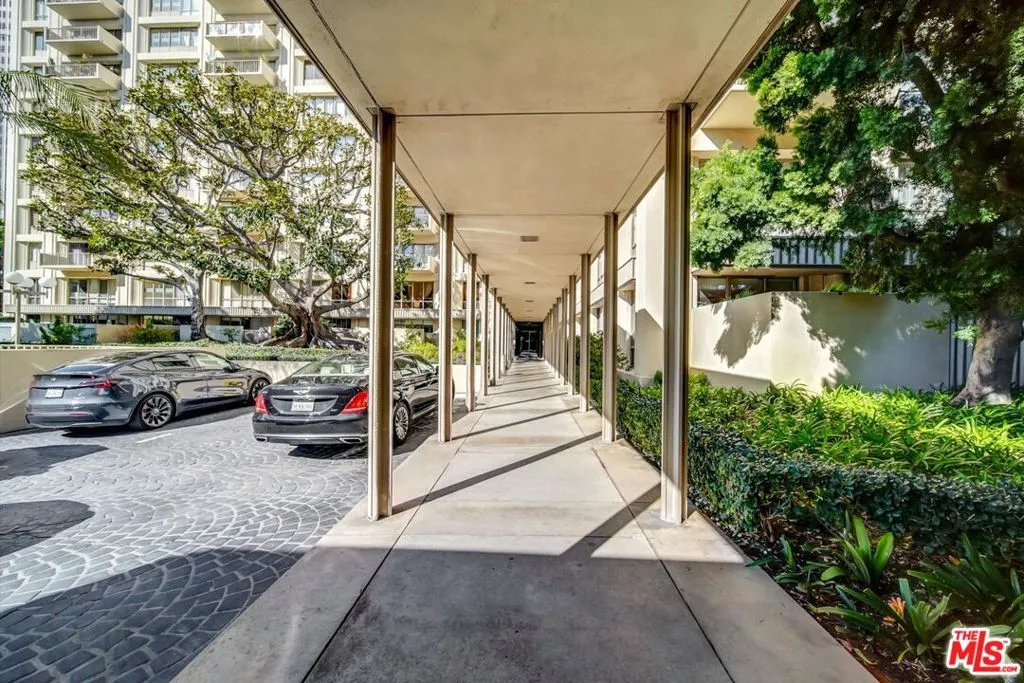 2160 Century Park 1503, Los Angeles, California 90067 home-pic-1