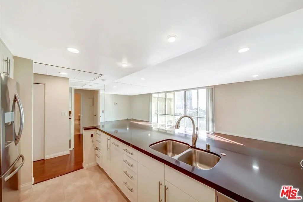 2160 Century Park 1503, Los Angeles, California 90067 home-pic-8