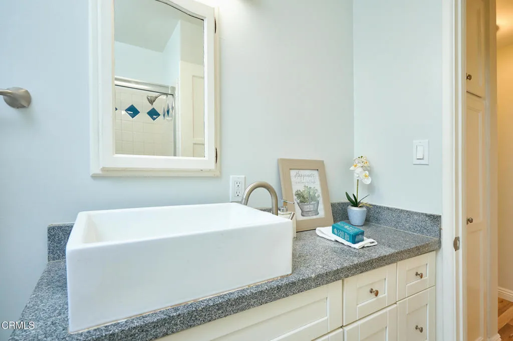 7927 Aldea Avenue, Van Nuys, California 91406 home-pic-26