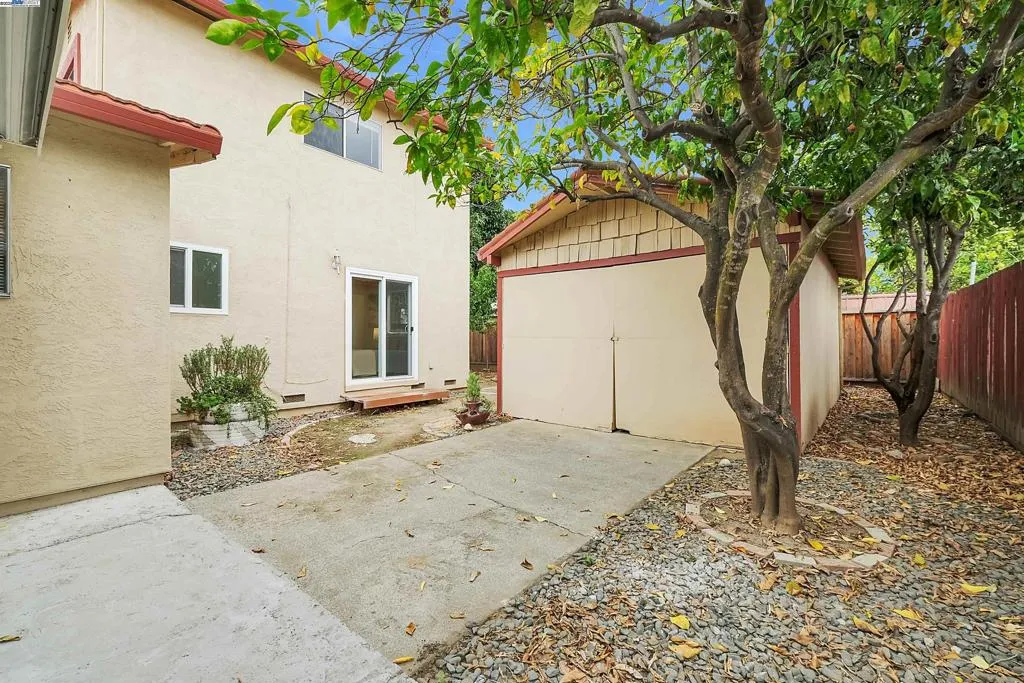 33846 14th St, Union City, California 94587 home-pic-31
