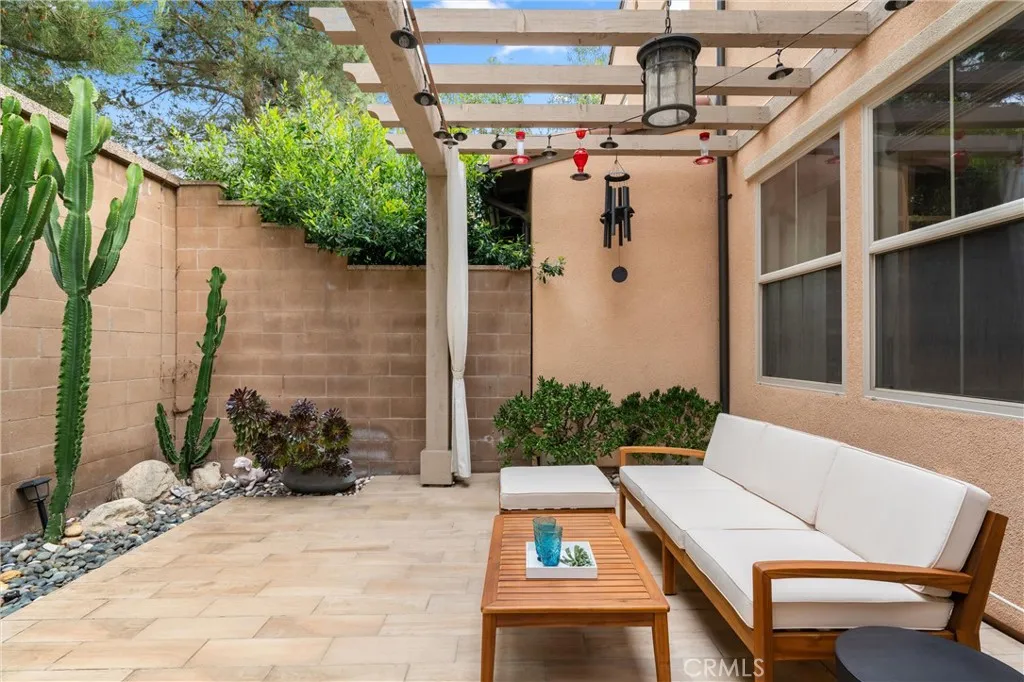 112 Gemstone, Irvine, California 92620 home-pic-30