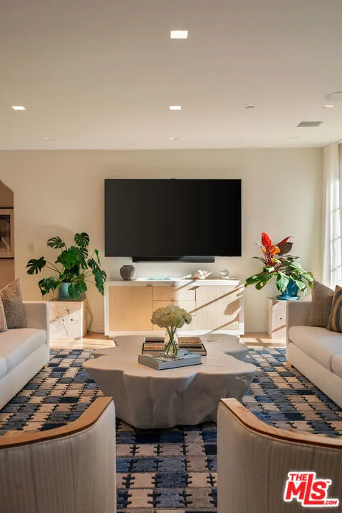 705 Palisades Beach Road, Santa Monica, California 90402 home-pic-16