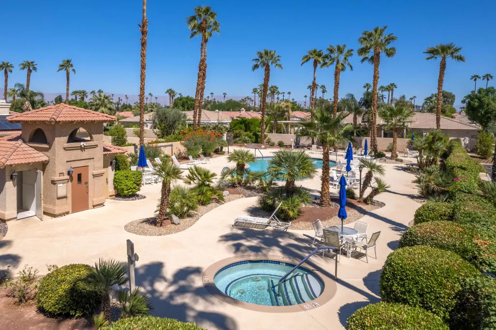 15 Florentina Drive, Rancho Mirage, California 92270 home-pic-31