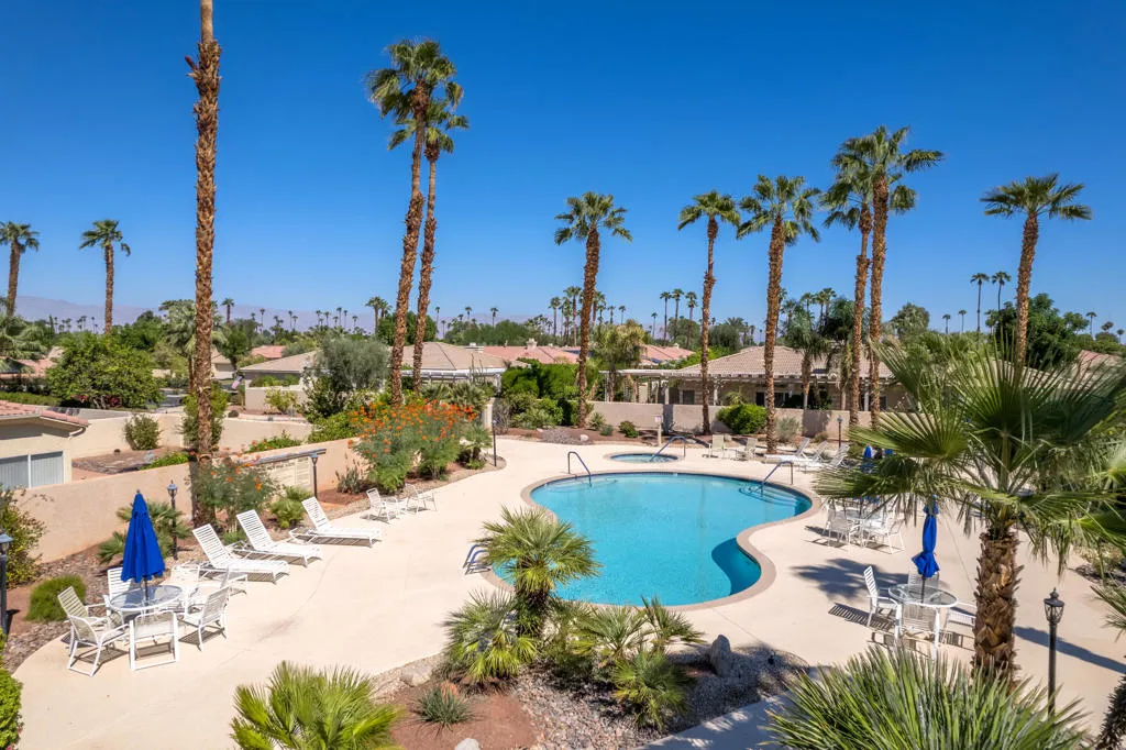 15 Florentina Drive, Rancho Mirage, California 92270 home-pic-32