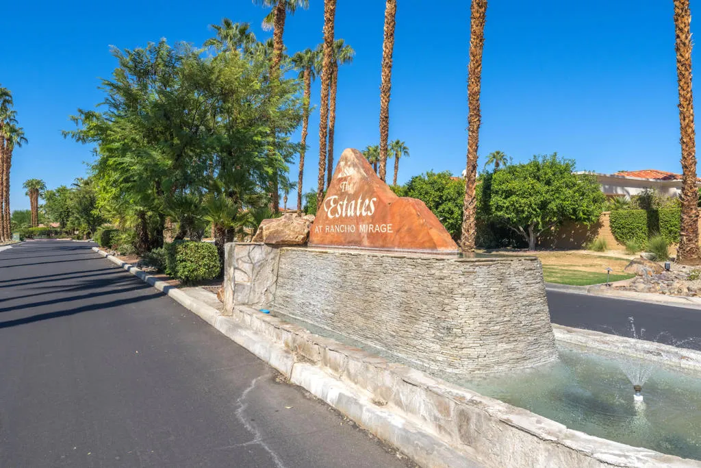 15 Florentina Drive, Rancho Mirage, California 92270 home-pic-27