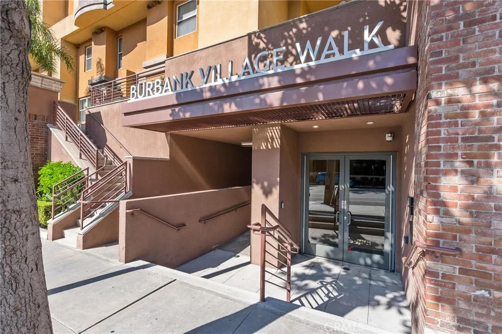 201 E Angeleno 426, Burbank, California 91502 home-pic-2
