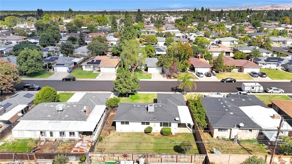 578 W Beverly, Clovis, California 93612 home-pic-29