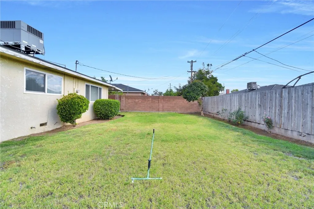 578 W Beverly, Clovis, California 93612 home-pic-24