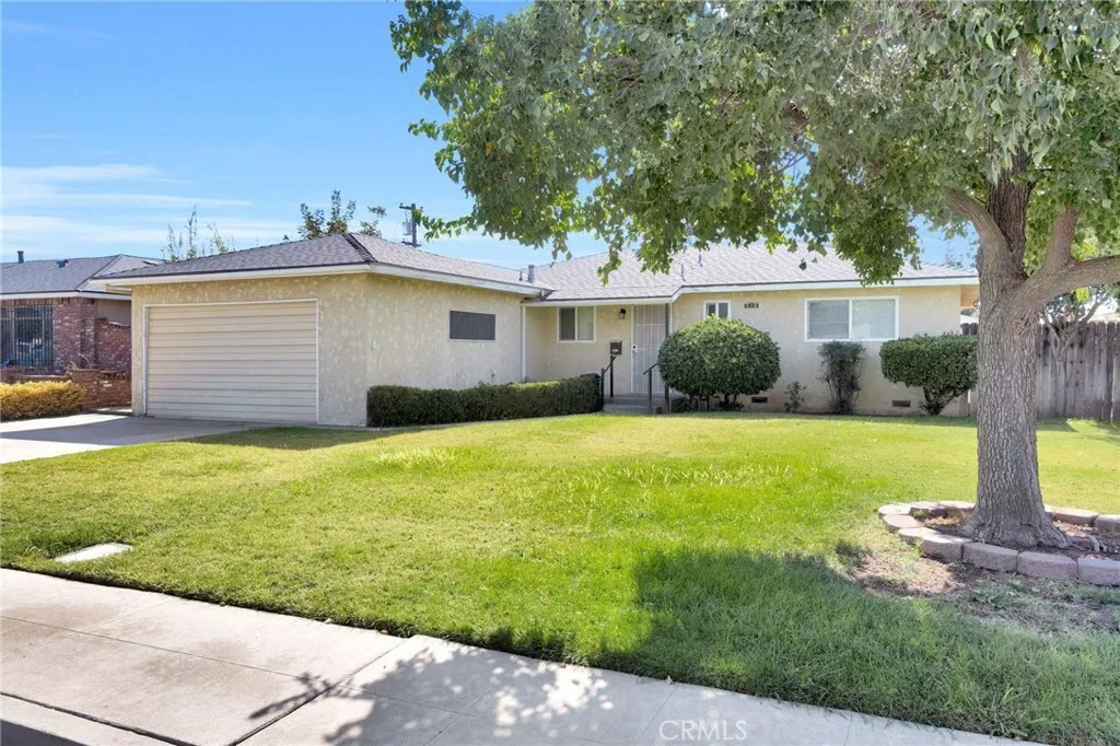 578 W Beverly, Clovis, California 93612 home-pic-2