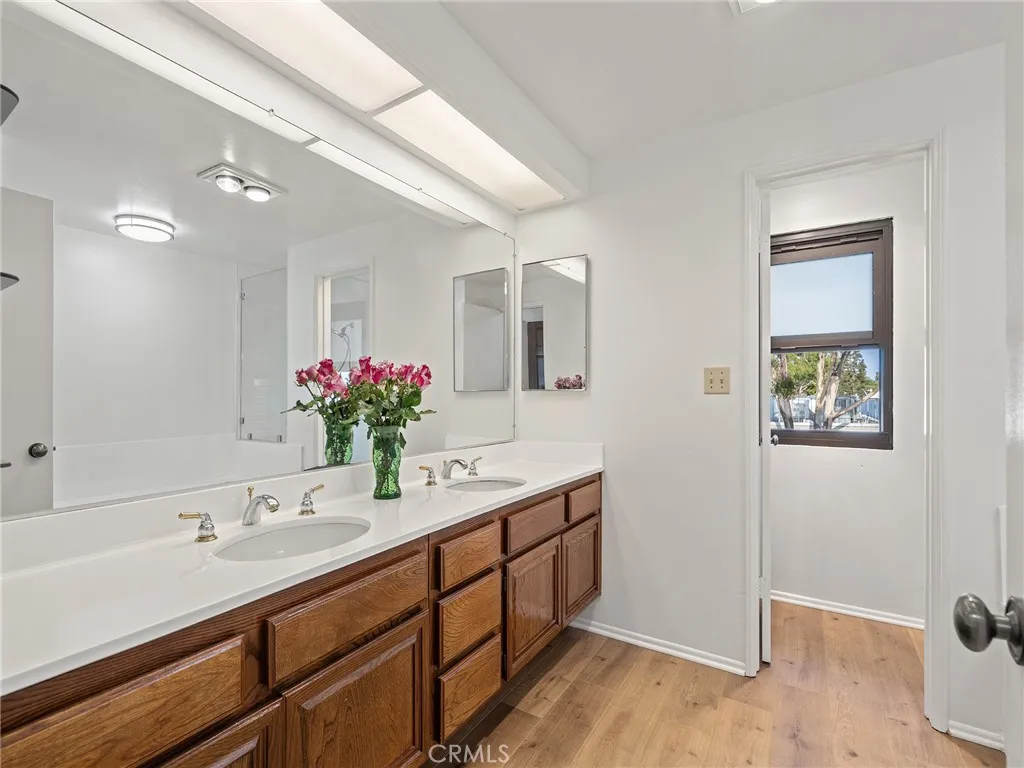 8180 Manitoba Street 302, Playa Del Rey, California 90293 home-pic-12