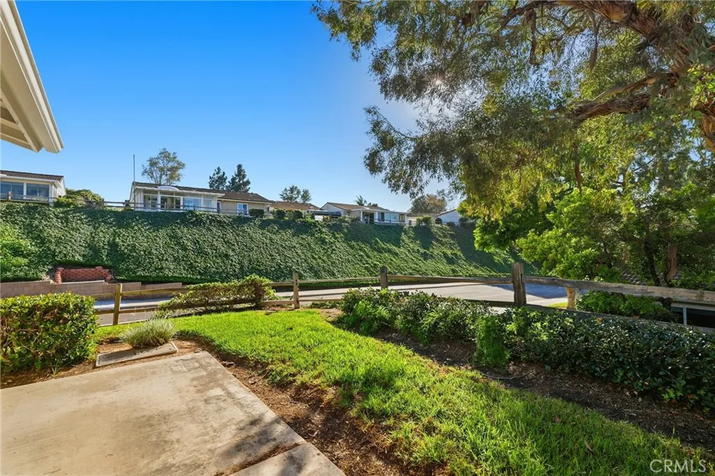 3190 Via Buena A, Laguna Woods, California 92637 home-pic-32