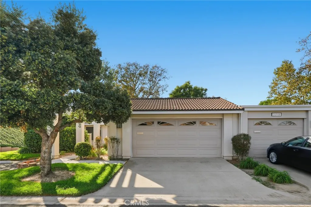 3190 Via Buena A, Laguna Woods, California 92637 home-pic-0