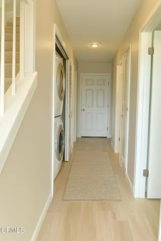 LAUNDRY ROOM 1ST FLOOR