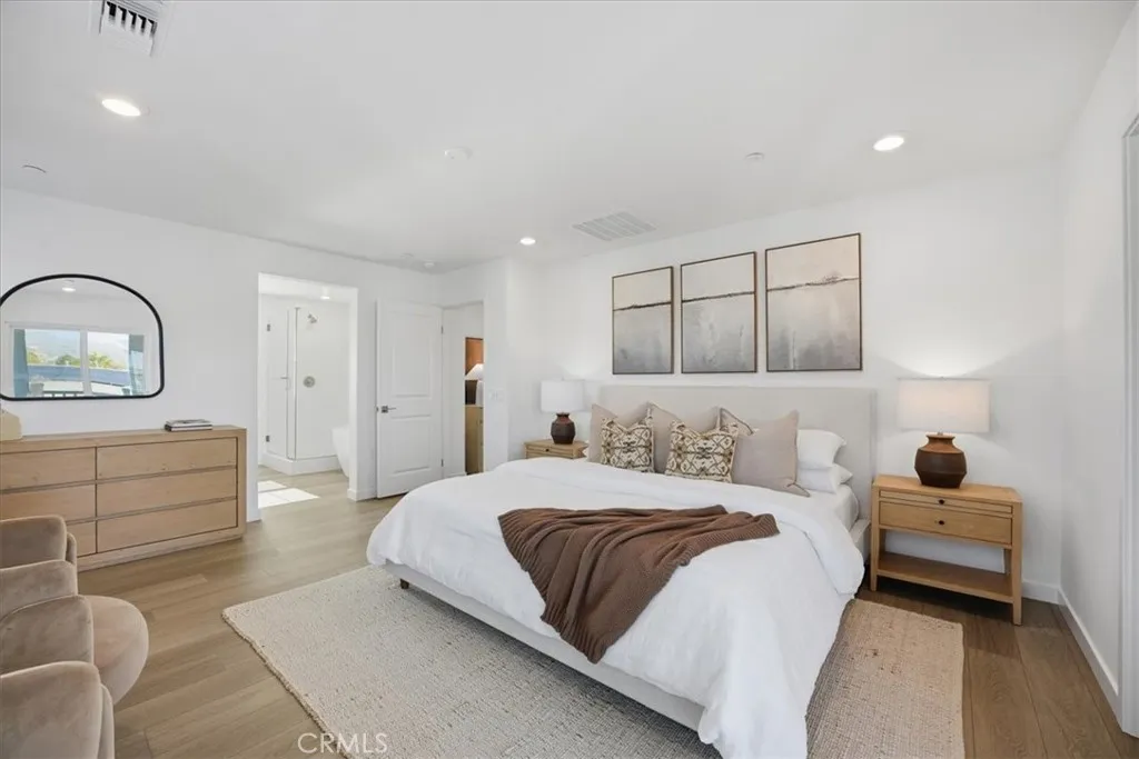 2380 Haley Point Drive 104, Ventura, California 93003 home-pic-34