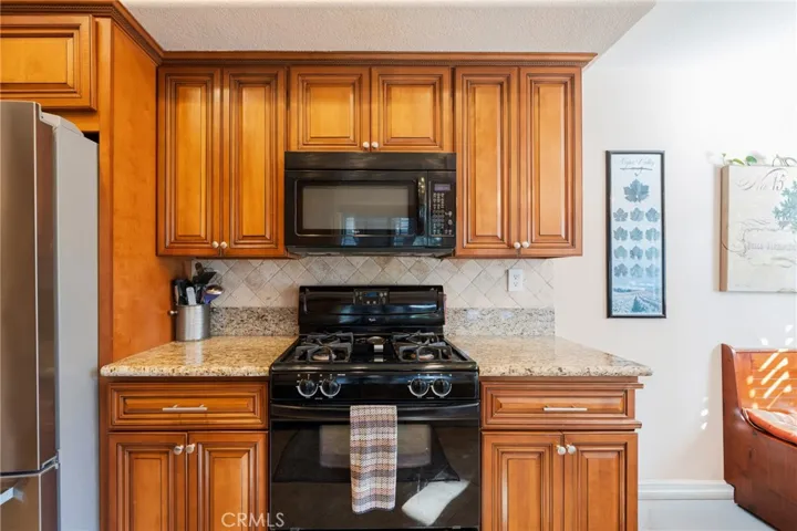 8122 Seawater, Huntington Beach, California 92646