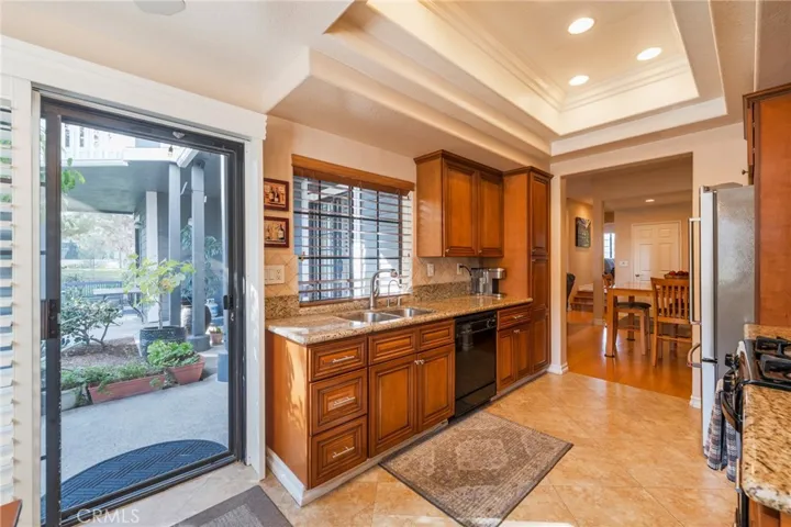 8122 Seawater, Huntington Beach, California 92646
