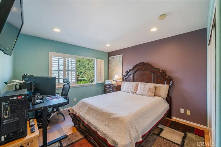 8122 Seawater, Huntington Beach, California 92646