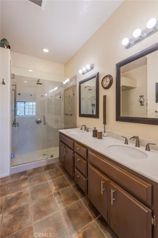 8122 Seawater, Huntington Beach, California 92646
