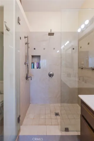 8122 Seawater, Huntington Beach, California 92646