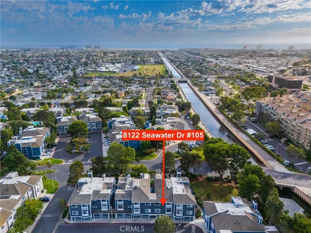 8122 Seawater, Huntington Beach, California 92646